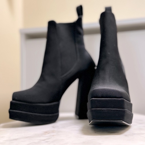 High Heel Ankle Boots - Picture 5 of 5